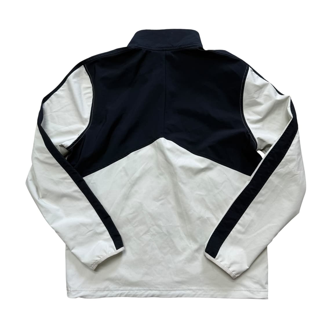 언더아머 바람막이 상품이미지3