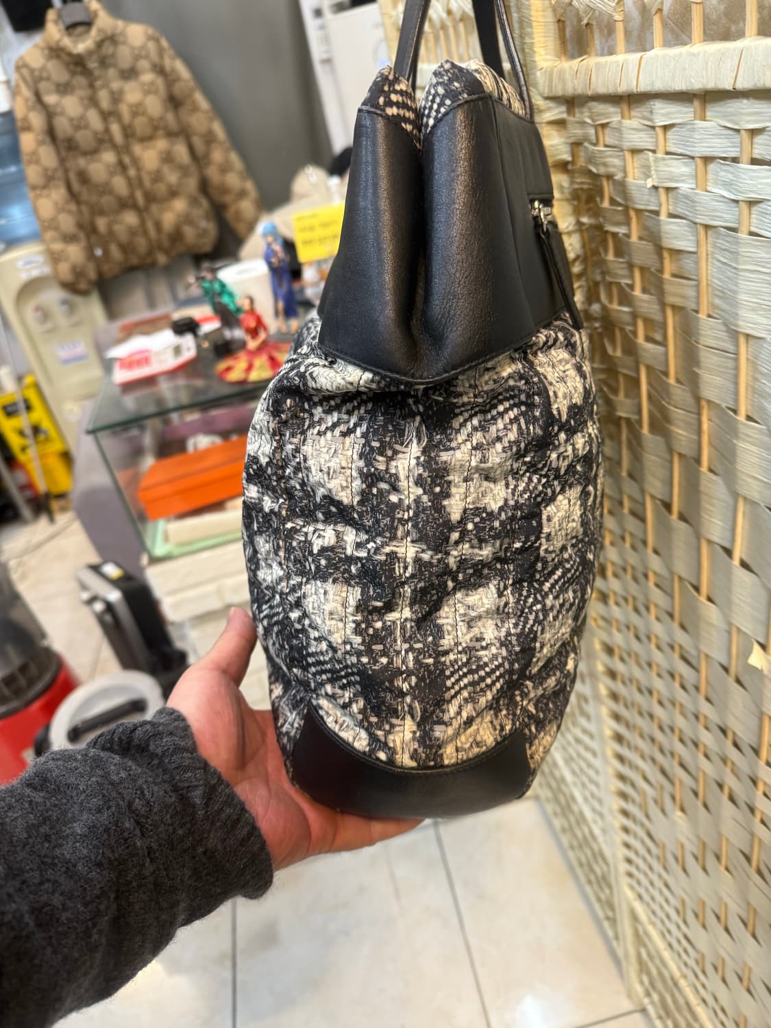 정품 샤넬 나일론 쇼퍼백 팝니다 상품이미지3