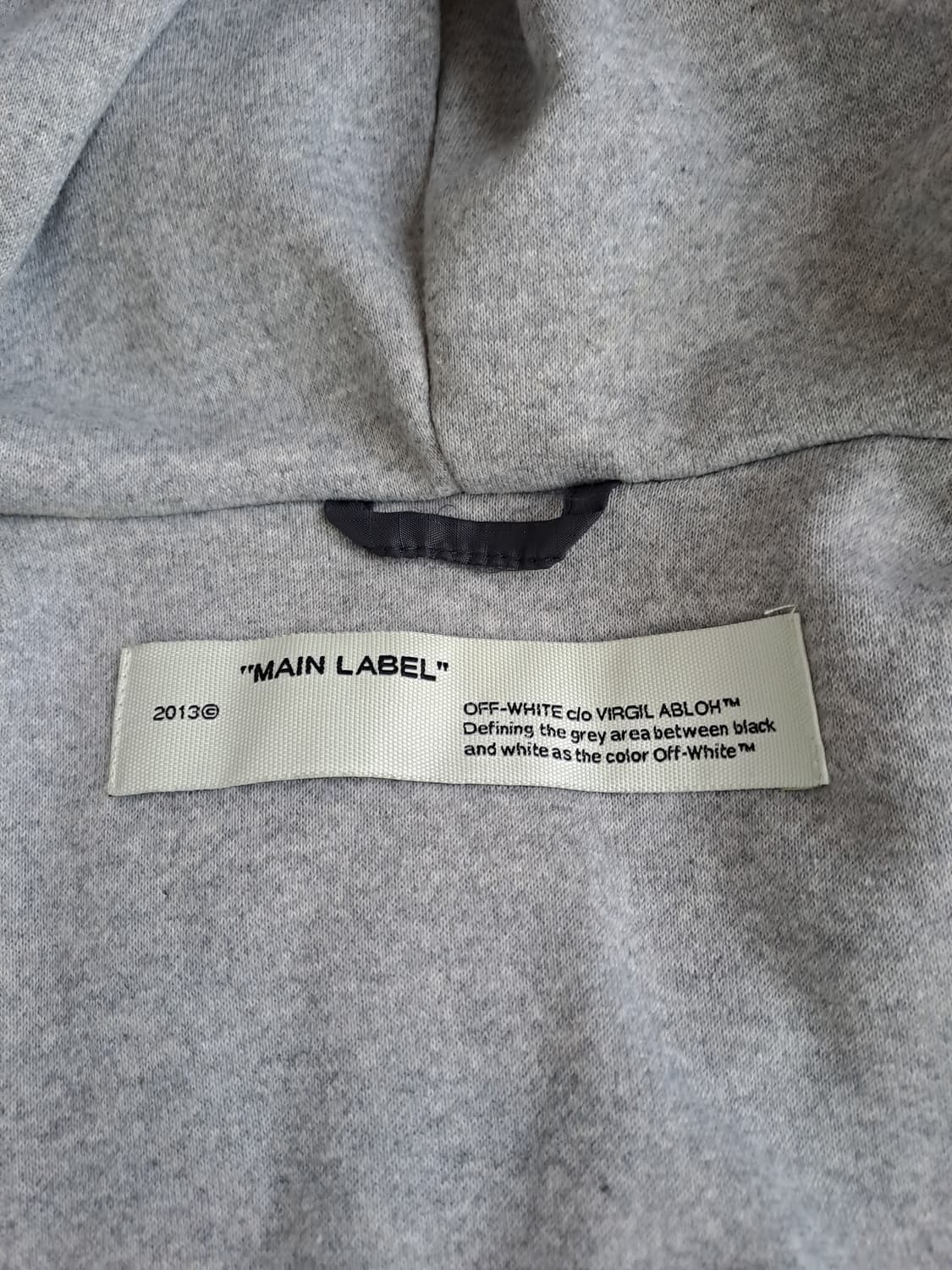 오프화이트 메인라벨 푸퍼패딩 상품이미지4