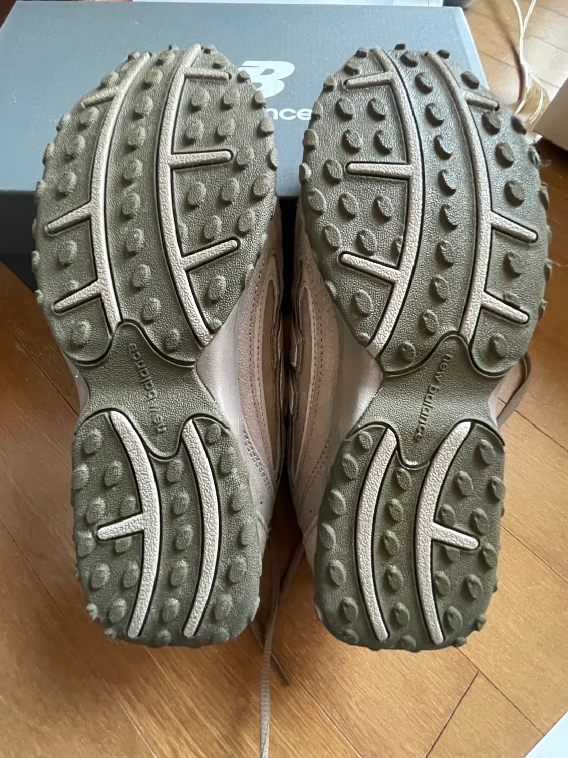 뉴발 204L 머쉬룸 230 풀박스 상품이미지4