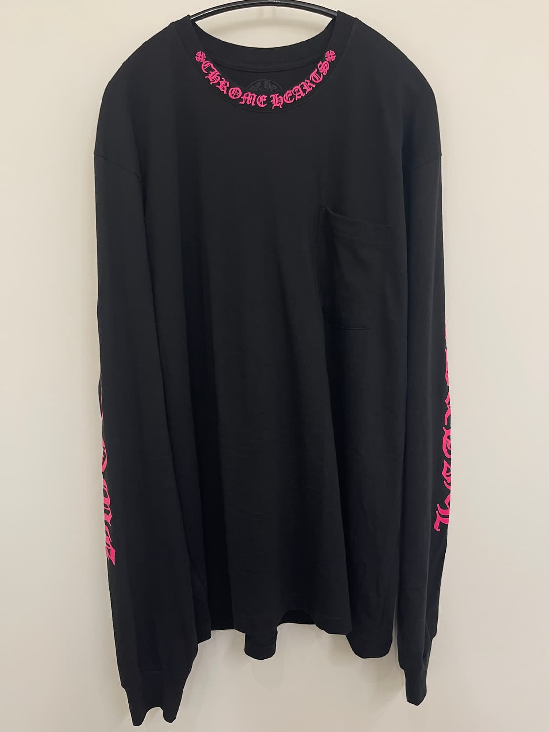 크롬하츠 넥로고 포켓 롱슬리브 블랙/핑크 XL사이즈 상품이미지2
