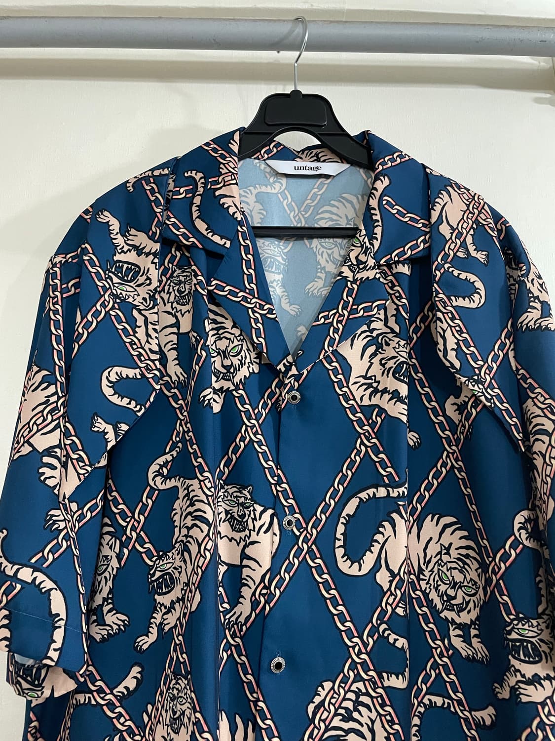 Untage Tiger-Printed Bowling Shirt 상품이미지3
