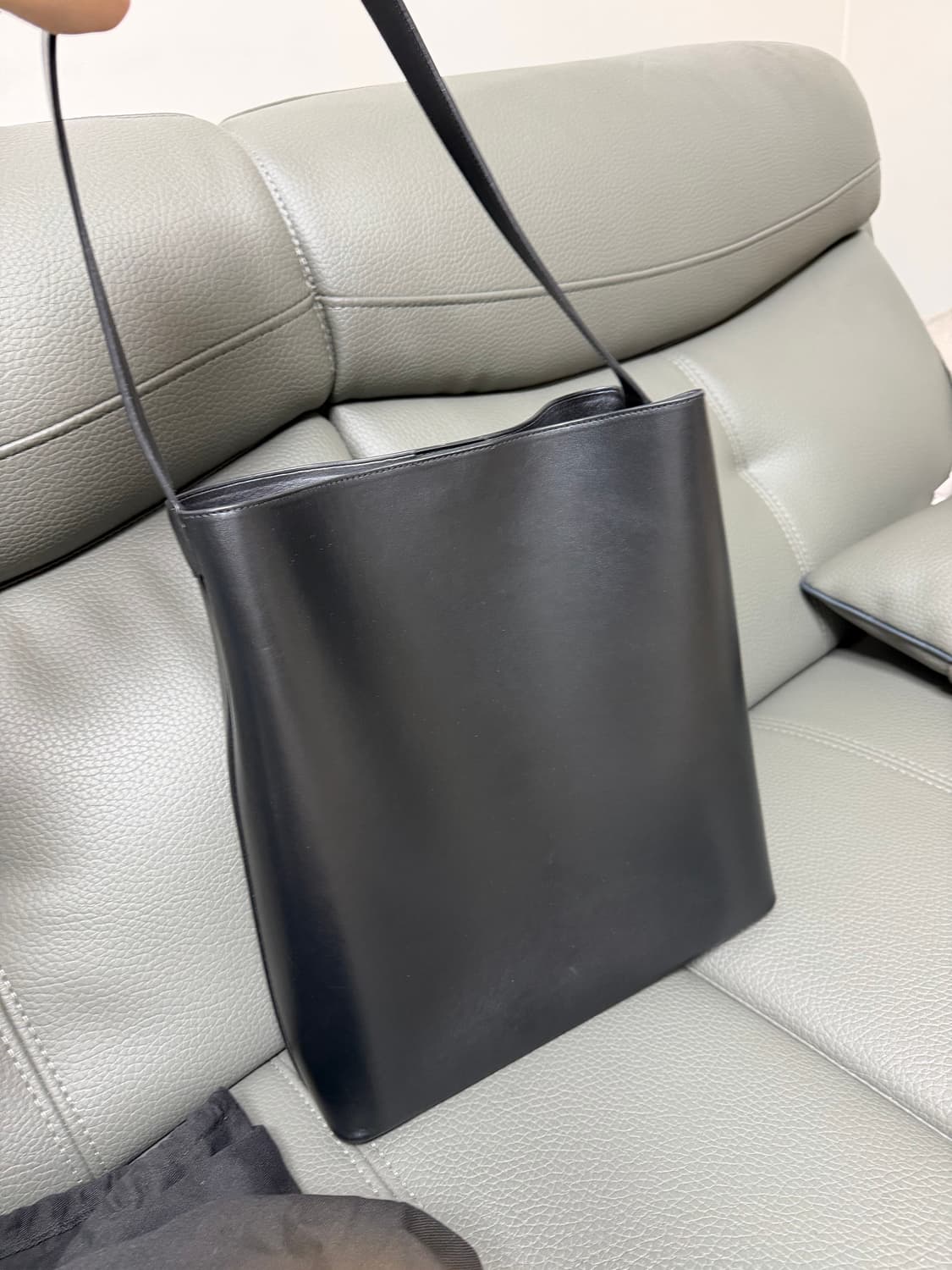 에스더 에크메 숄더백 상품이미지1