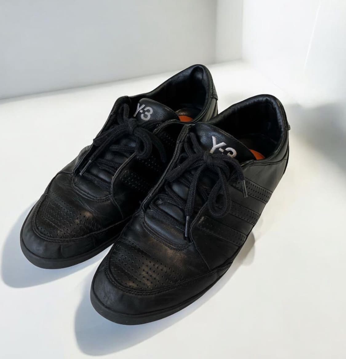 Y-3 X 아디다스 블랙 가죽 스니커즈 260 상품이미지1