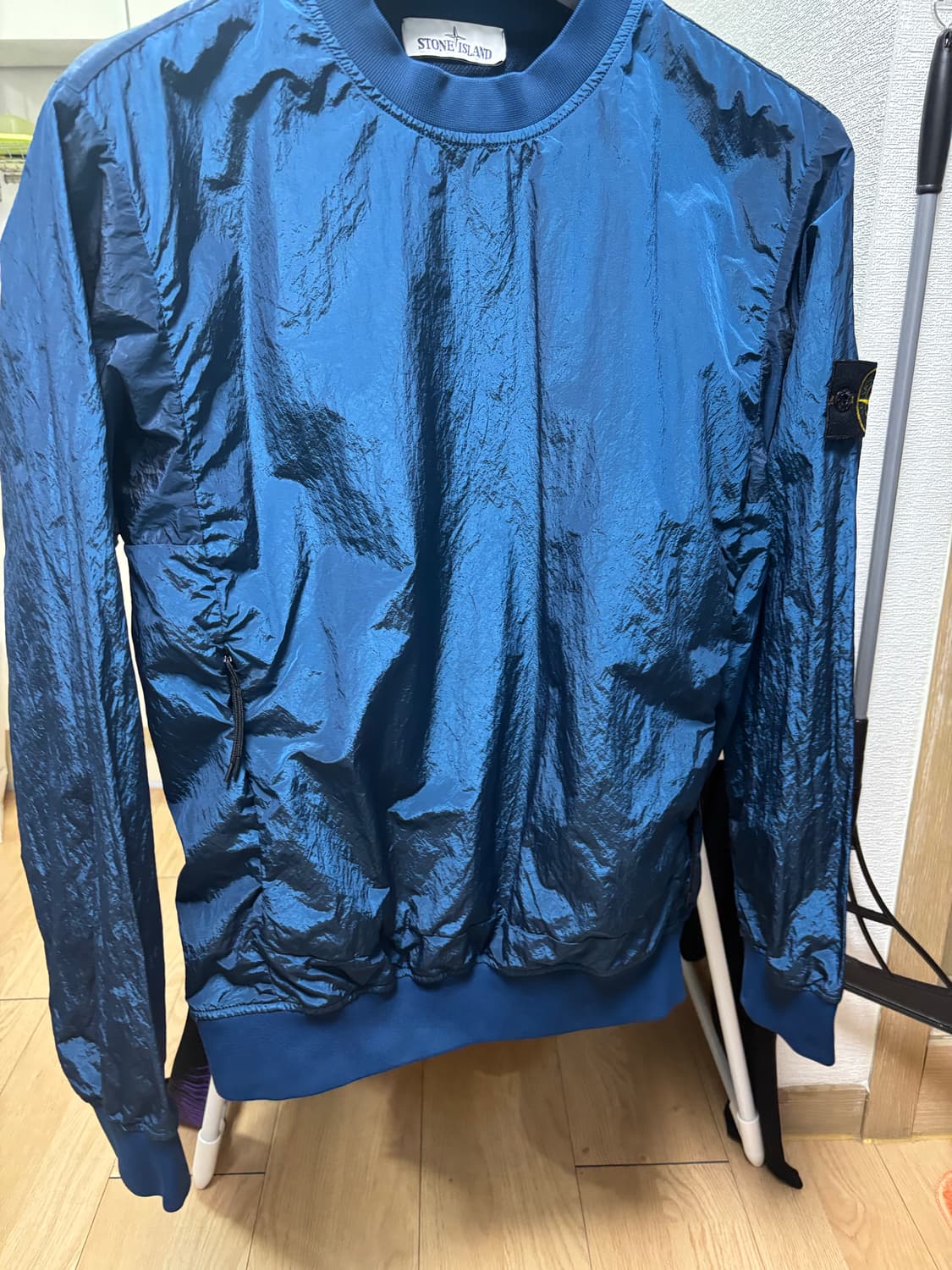 스톤아일랜드 나일론 메탈 맨투맨 m 상품이미지5