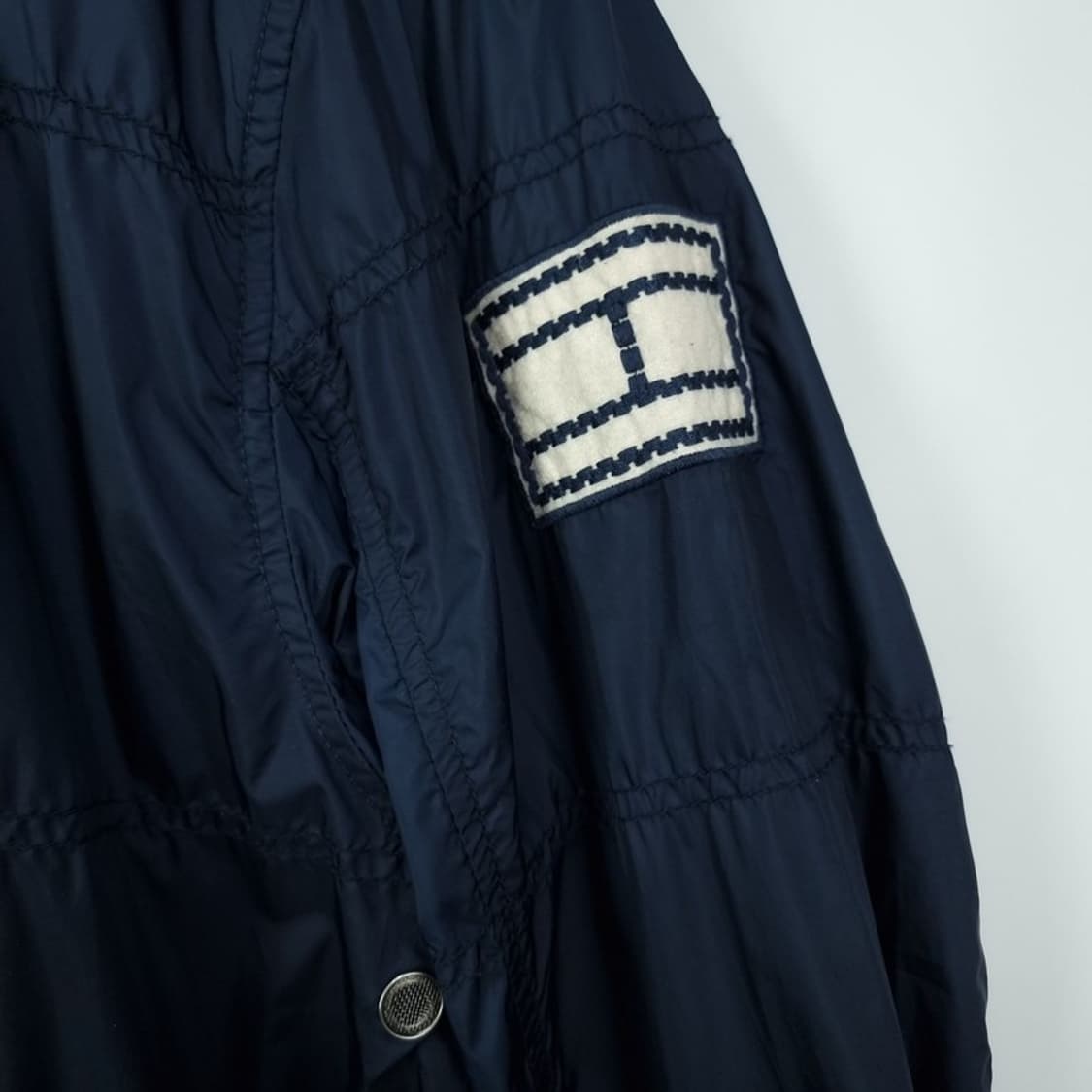 [타미힐피거] 로고 패치 후드 바람막이 자켓 네이비 M19266 상품이미지7