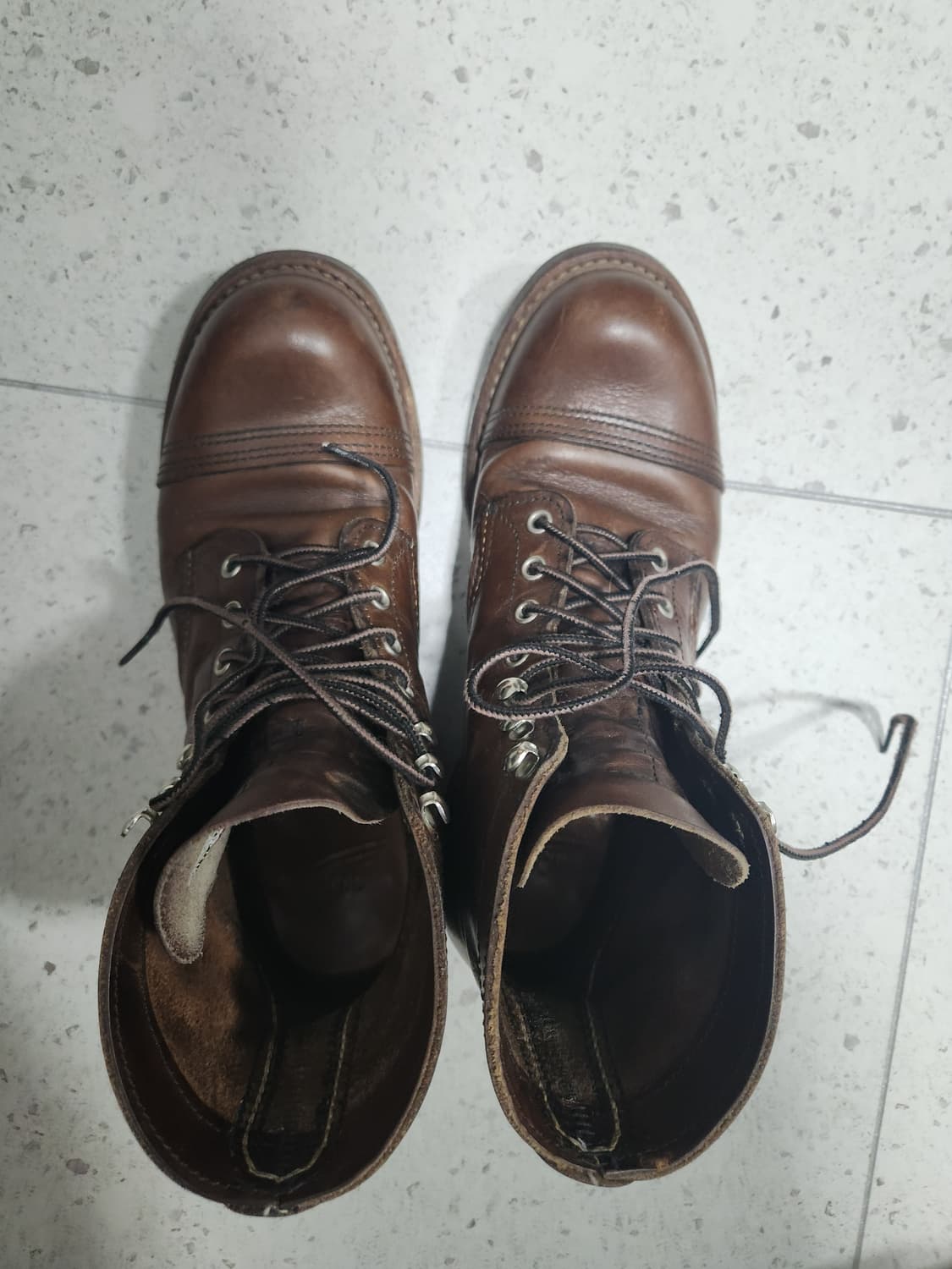 레드윙 아이언레인저 8111 7d 250사이즈 상품이미지1