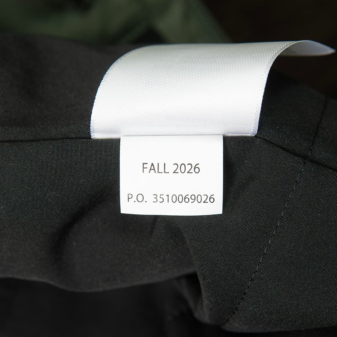 [103] 칼하트 26FW 106981 레인디펜더 소프트쉘 자켓 샘플  상품이미지8