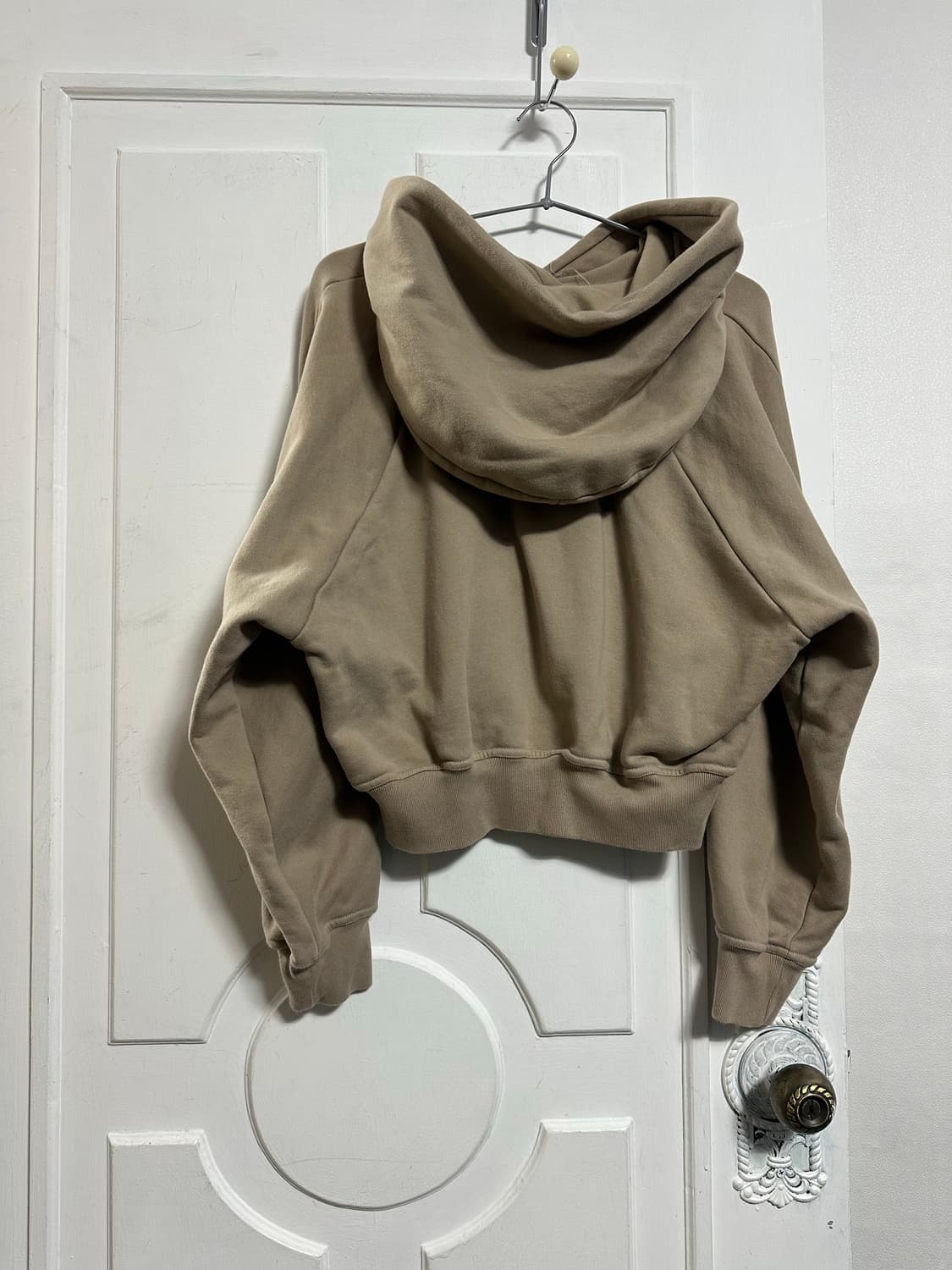 파투 PATOU 크롭 후드티 상품이미지2