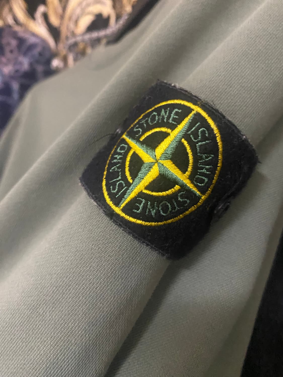 [정품] 스톤아일랜드 20SS 올리브 카키 맨투맨 S 상품이미지2