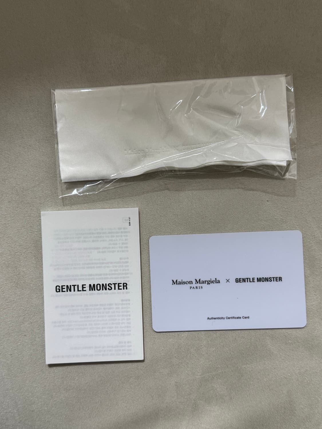 젠틀 몬스터 x 메종 마르지엘라 MM010S 블랙 상품이미지4