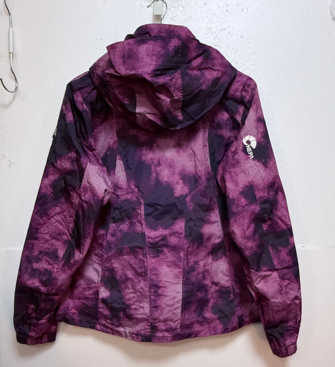 네파 여성 바람막이 자켓 핑크 패턴 90 상품이미지3