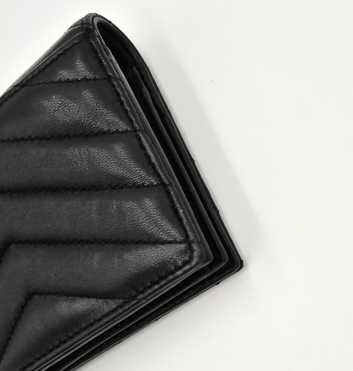 생로랑 마트라세 반지갑 상품이미지4