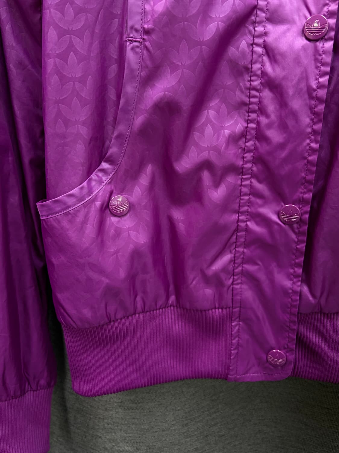 아디다스 퍼플 져지 바람막이 자켓 여성 상품이미지4