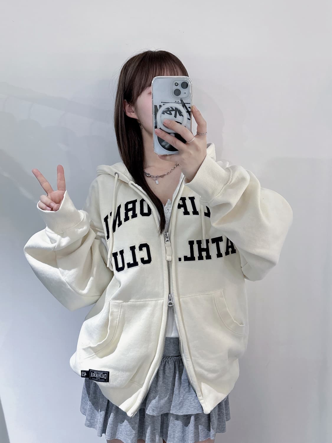 후아유 빅로고 크림 투웨이 후드집업 상품이미지1