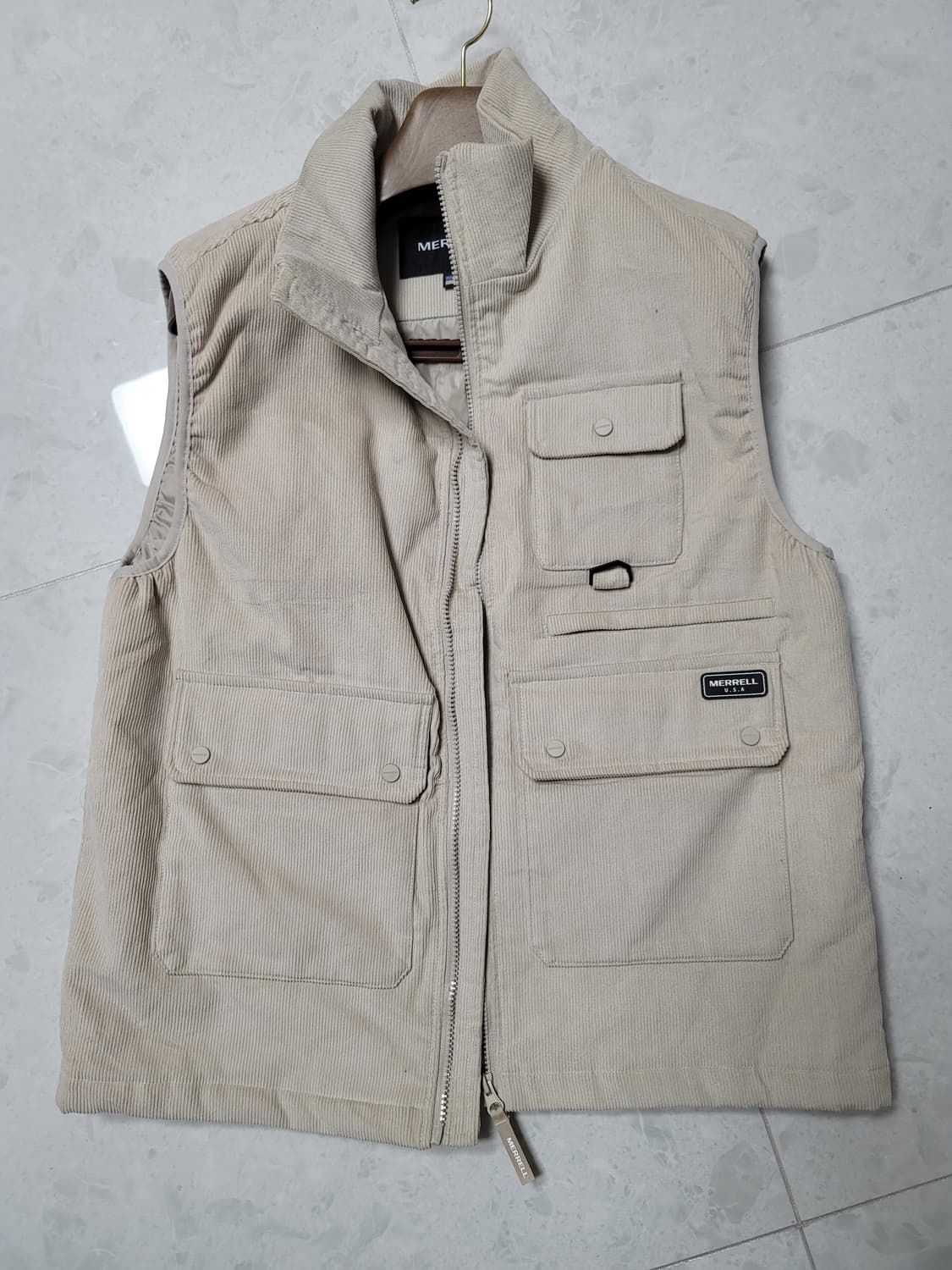 머렐 코듀로이 워크 패딩조끼  100표기 105정 상태굿
  상품이미지1