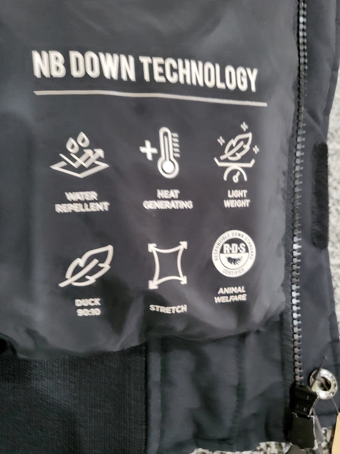 뉴발란스의 패딩 아우터 상품이미지5