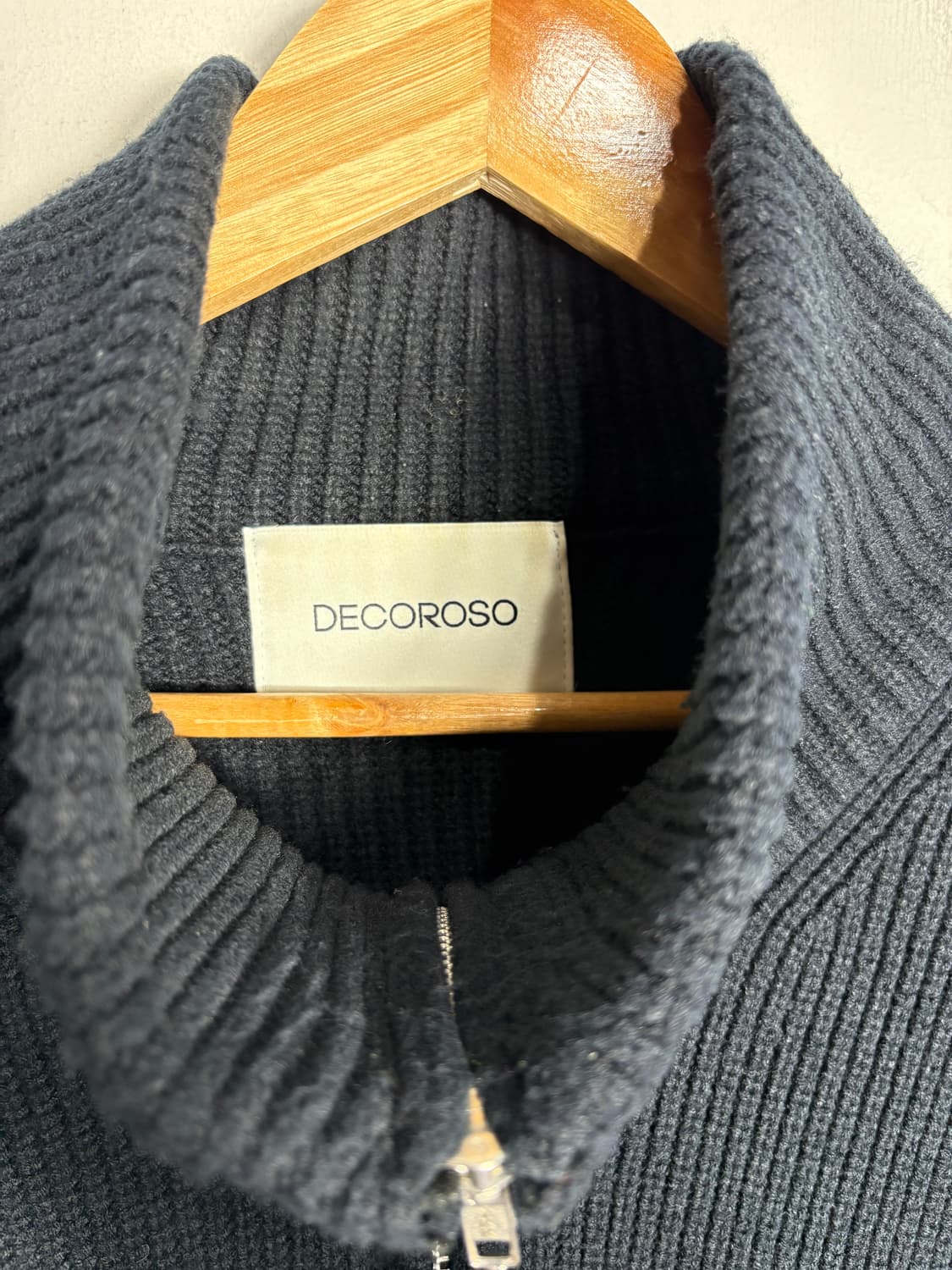 Decoroso 데꼬로소 울 니트 집업 가디건 상품이미지3