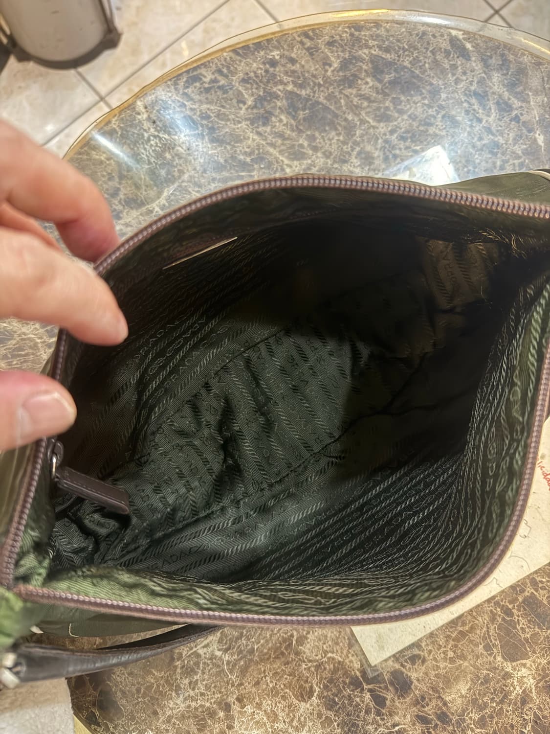 정품 프라다 나일론 플라워 쇼퍼백 팝니다 상품이미지7