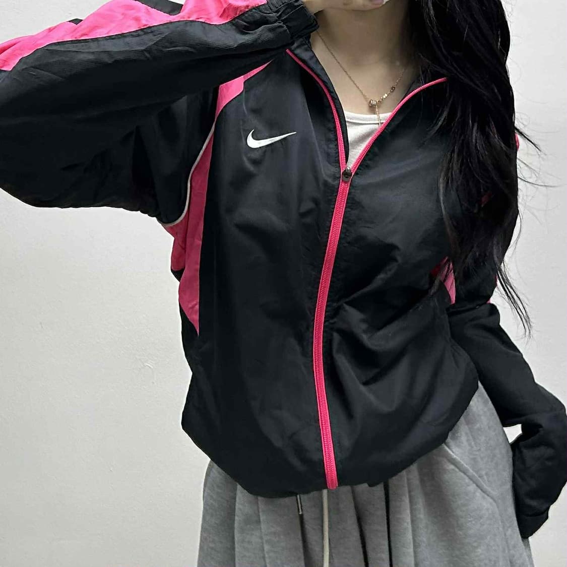 나이키 솔로 스우시 핑크 그레이 올드스쿨 윈드브레이커 자켓 바람막이 희귀 상품이미지1