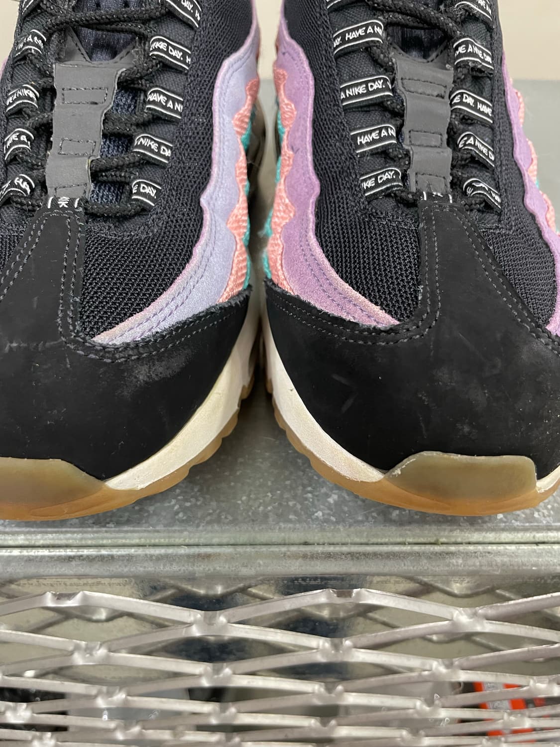 나이키 에어맥스 95 해브 어 나이키 데이 285 상품이미지7
