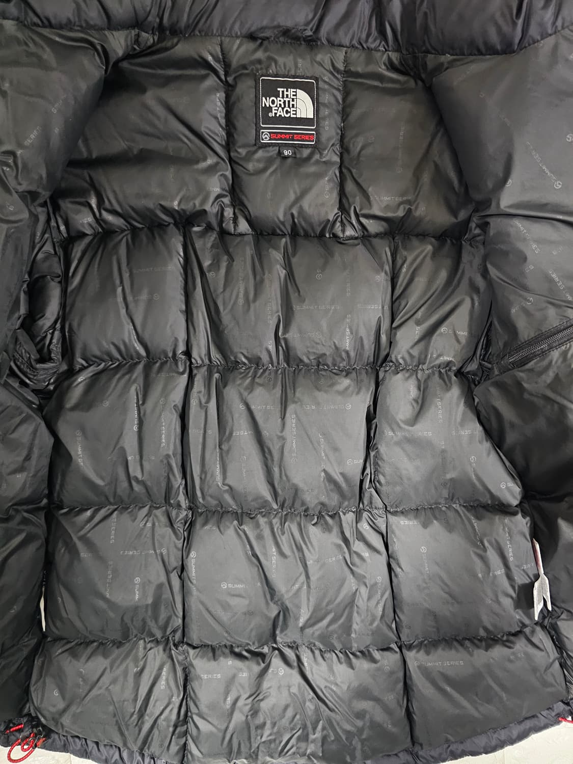노스페이스 여성 써밋시리즈 800필파워 패딩 S(90) 상품이미지4