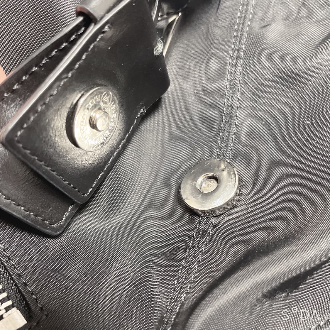 낫노잉 블랙 모토 호보백 상품이미지8