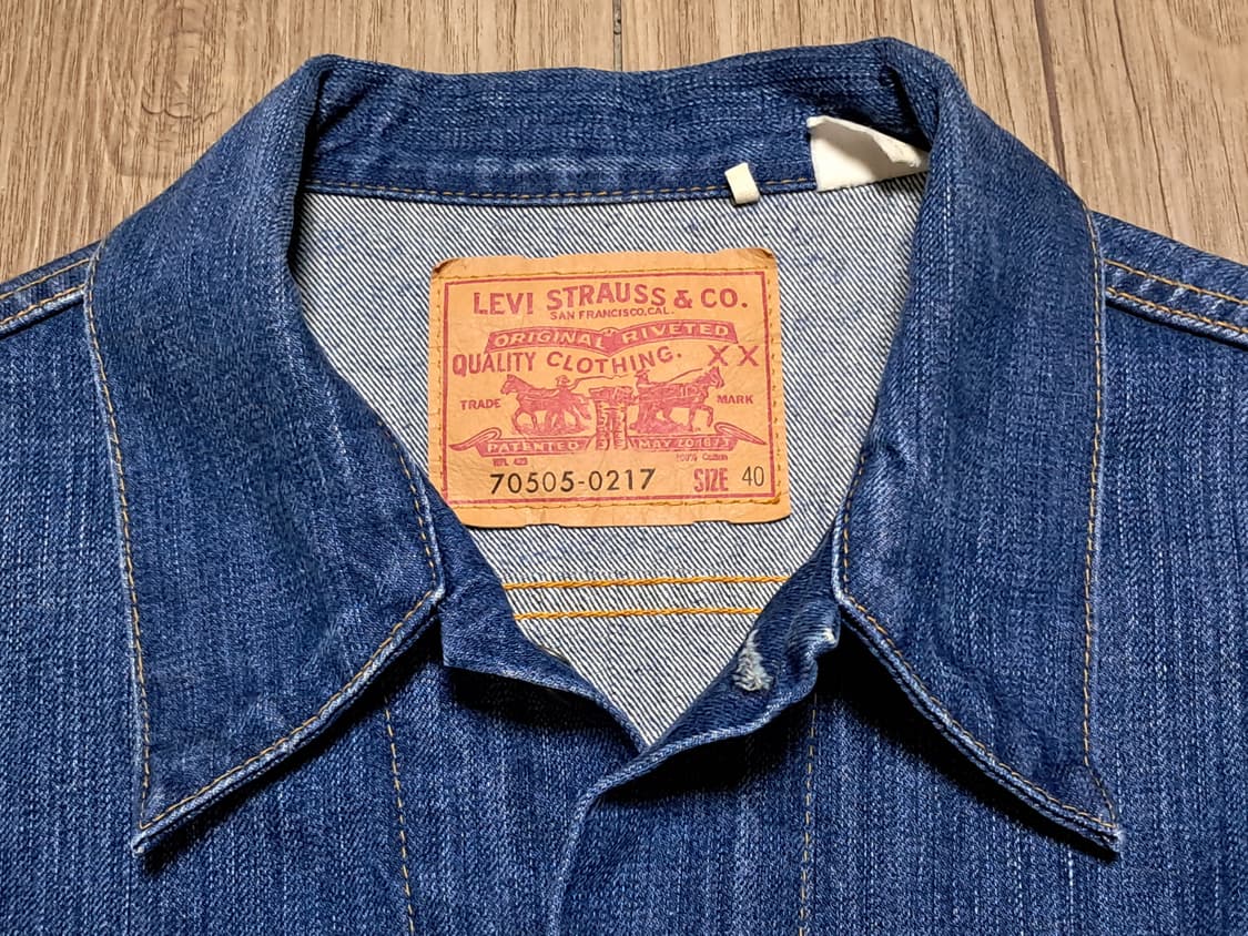 리바이스 타이거자수 데님자켓 40 상품이미지5