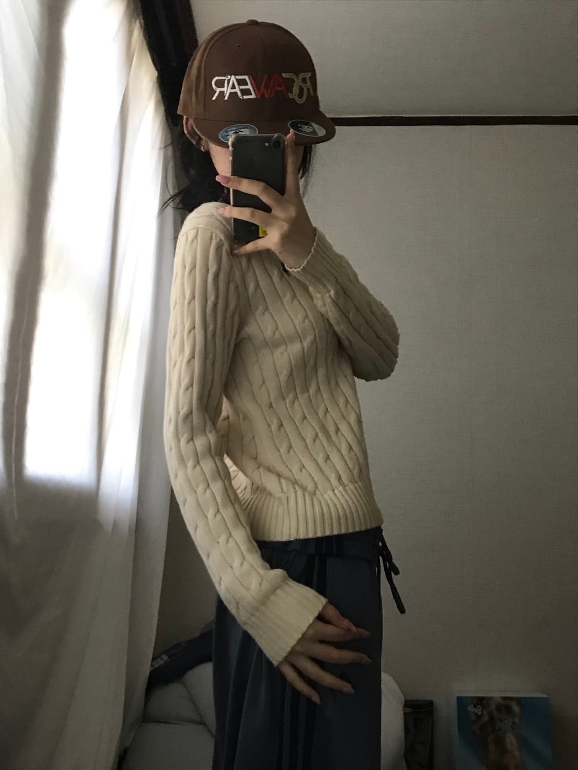 폴로 아이보리 브이넥 케이블 니트 상품이미지4