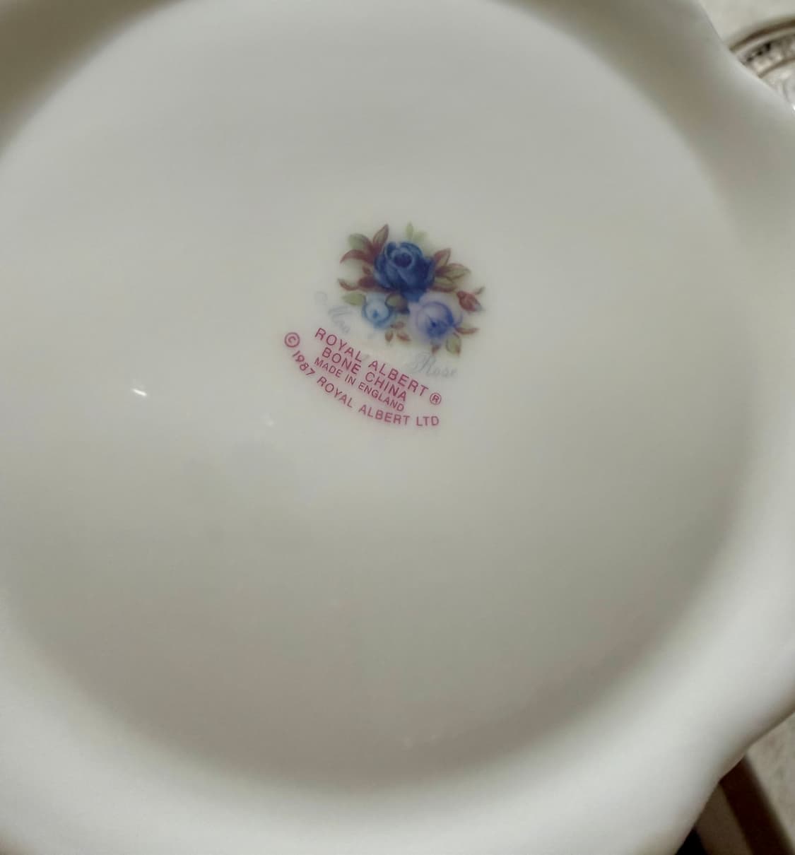 영국 Royal Albert 문라이트 로즈(Moonlight Rose티팟 상품이미지9