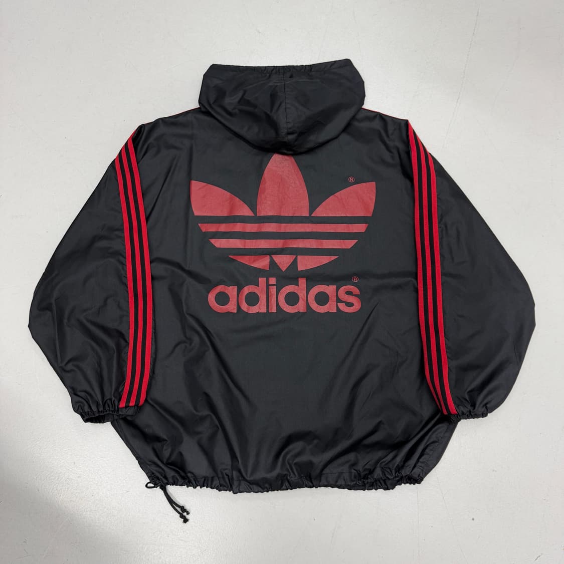 아디다스 90s 빅로고 검빨 파이어버드 후드 웜업 바람막이 상품이미지3