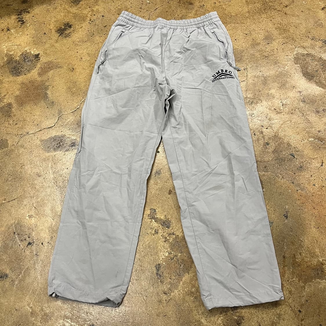 [정품/75] 엄브로 인터내셔널 트레이닝 바지 그레이 b19 상품이미지3