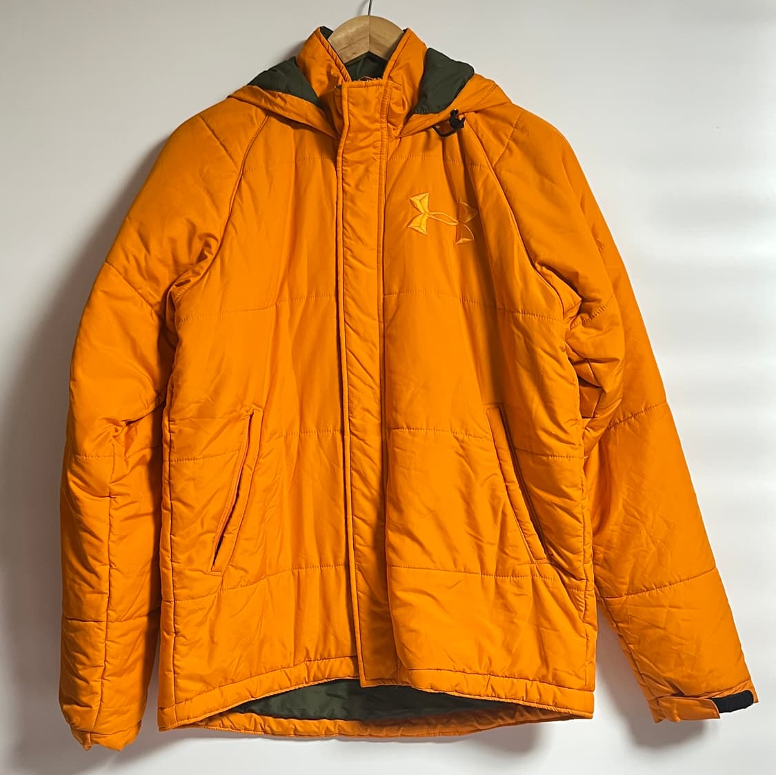 공용 언더아머 경량패딩 자켓 점퍼 M 상품이미지1