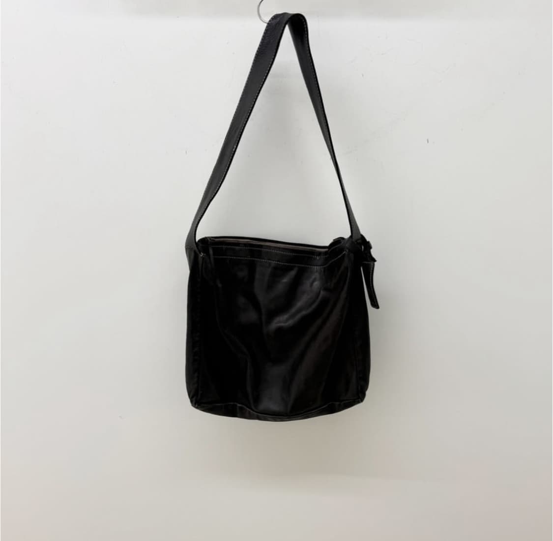 크리스찬 포 레더  크로스 백 상품이미지7