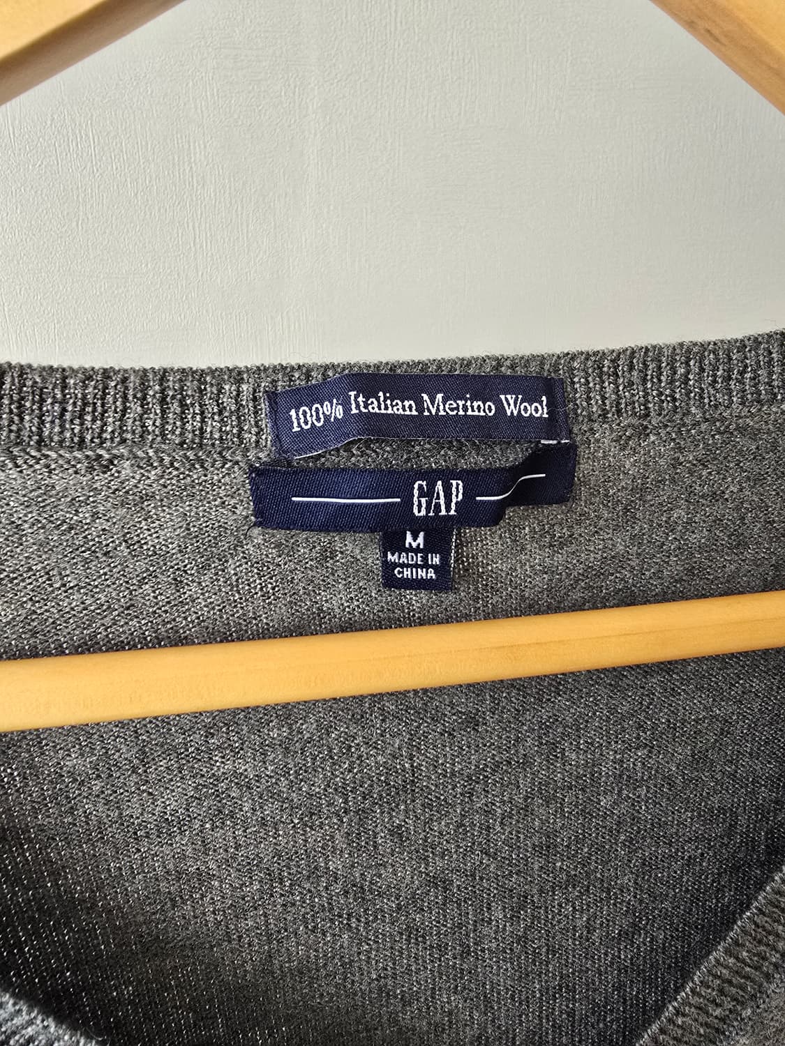 GAP 이탈리안 메리노울 회색 브이넥 가디건 상품이미지2