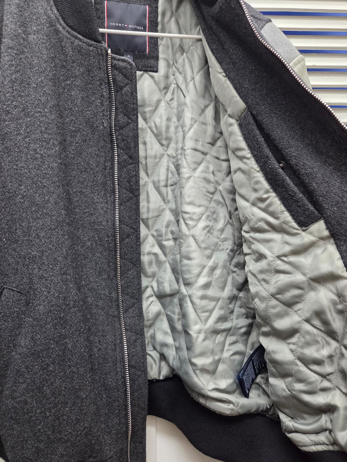 타미힐피거 소가죽 바시티 블루종 자켓 상품이미지4