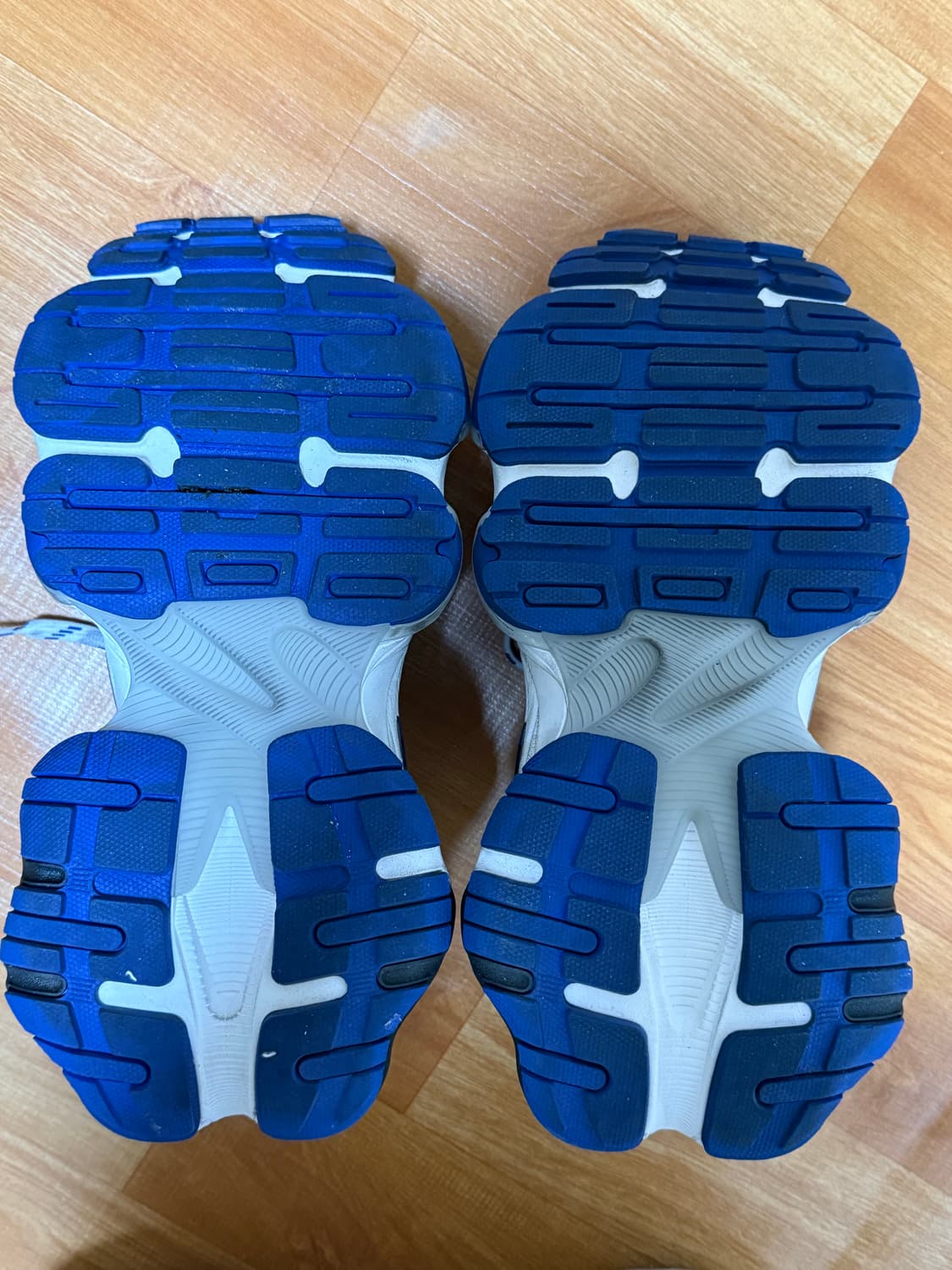 [41] 발렌시아가 카고 스니커즈 그레이 화이트 블루 상품이미지3