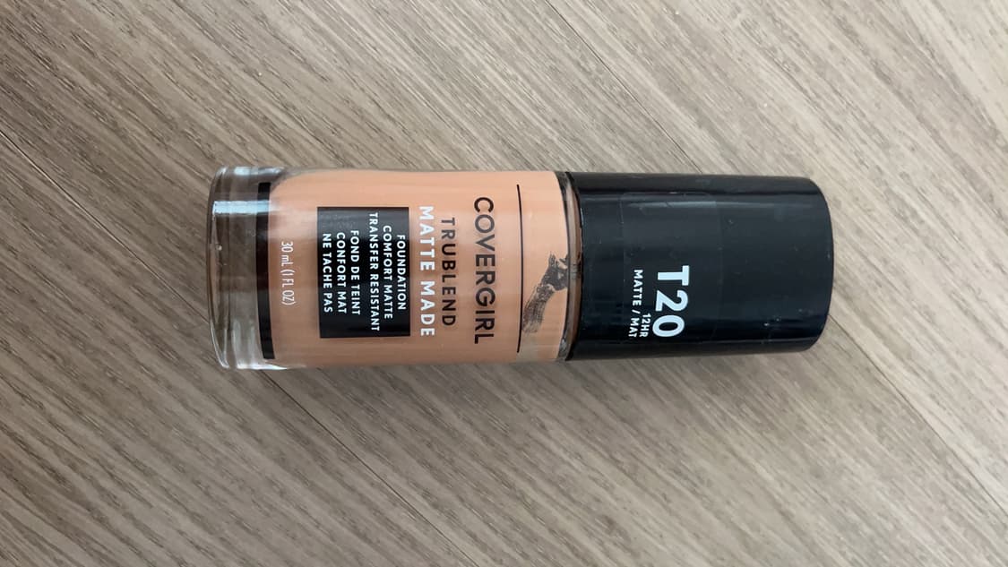 covergirl 매트 파운데이션 상품이미지1