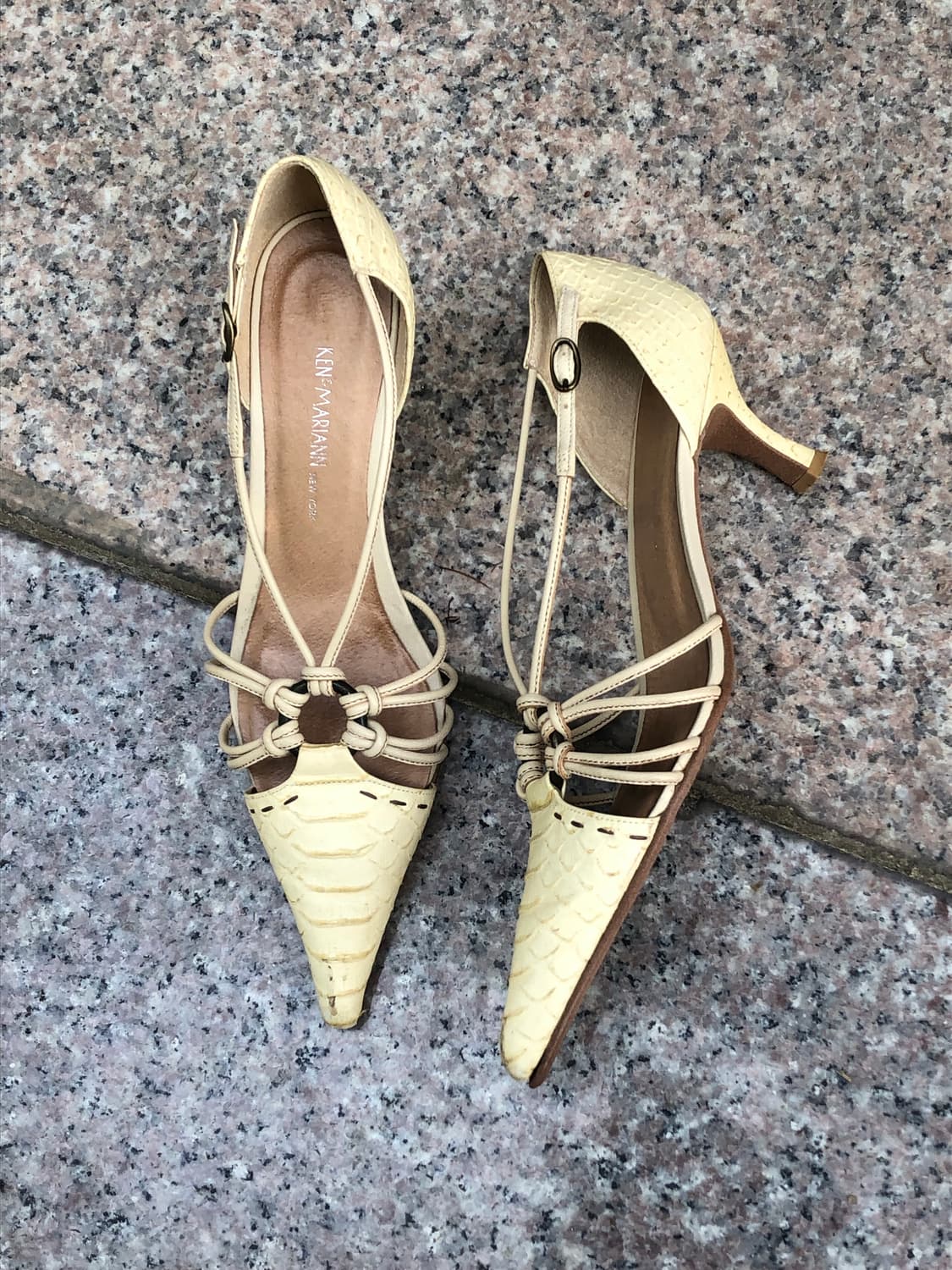 python embossed slingback heels 상품이미지1