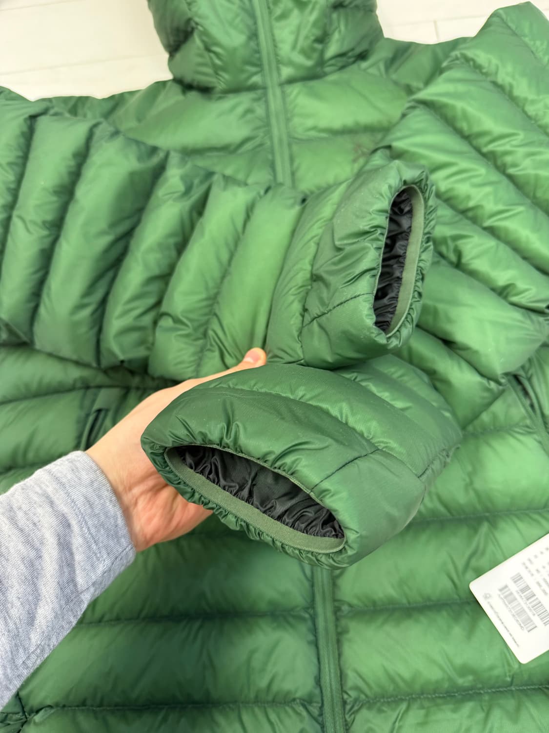 아크테릭스 세륨 에덴 M 사이즈 새상품  한글가격텍   가격텍 있어서 국 상품이미지3