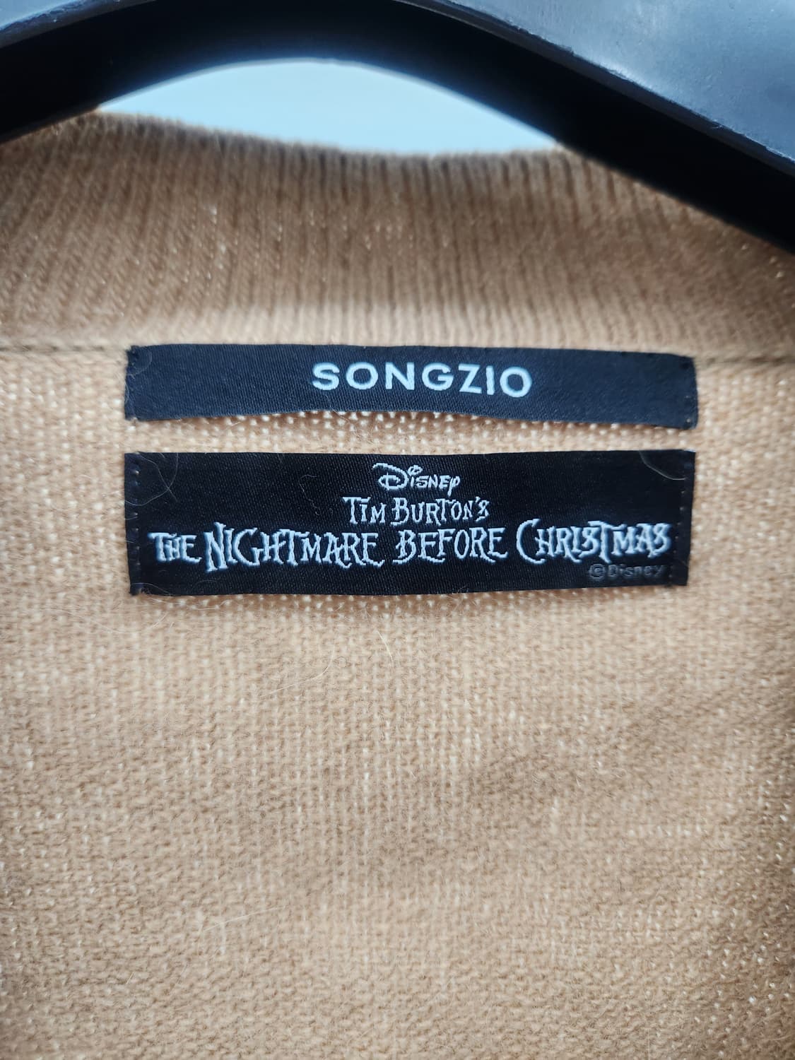 송지옴 팀버튼 자수 가디건 상품이미지4