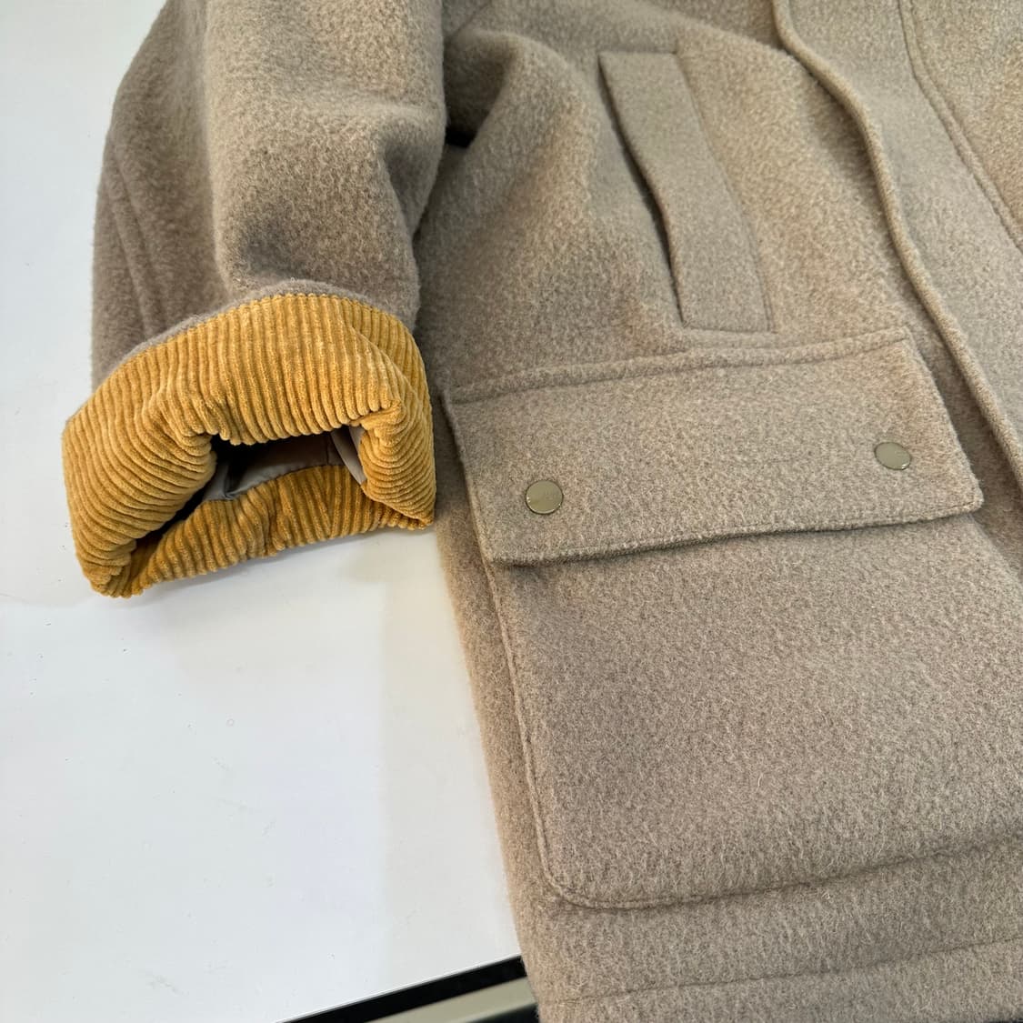 우먼FREE 스튜디오톰보이 베이지 코듀로이배색 발마칸코트 상품이미지3