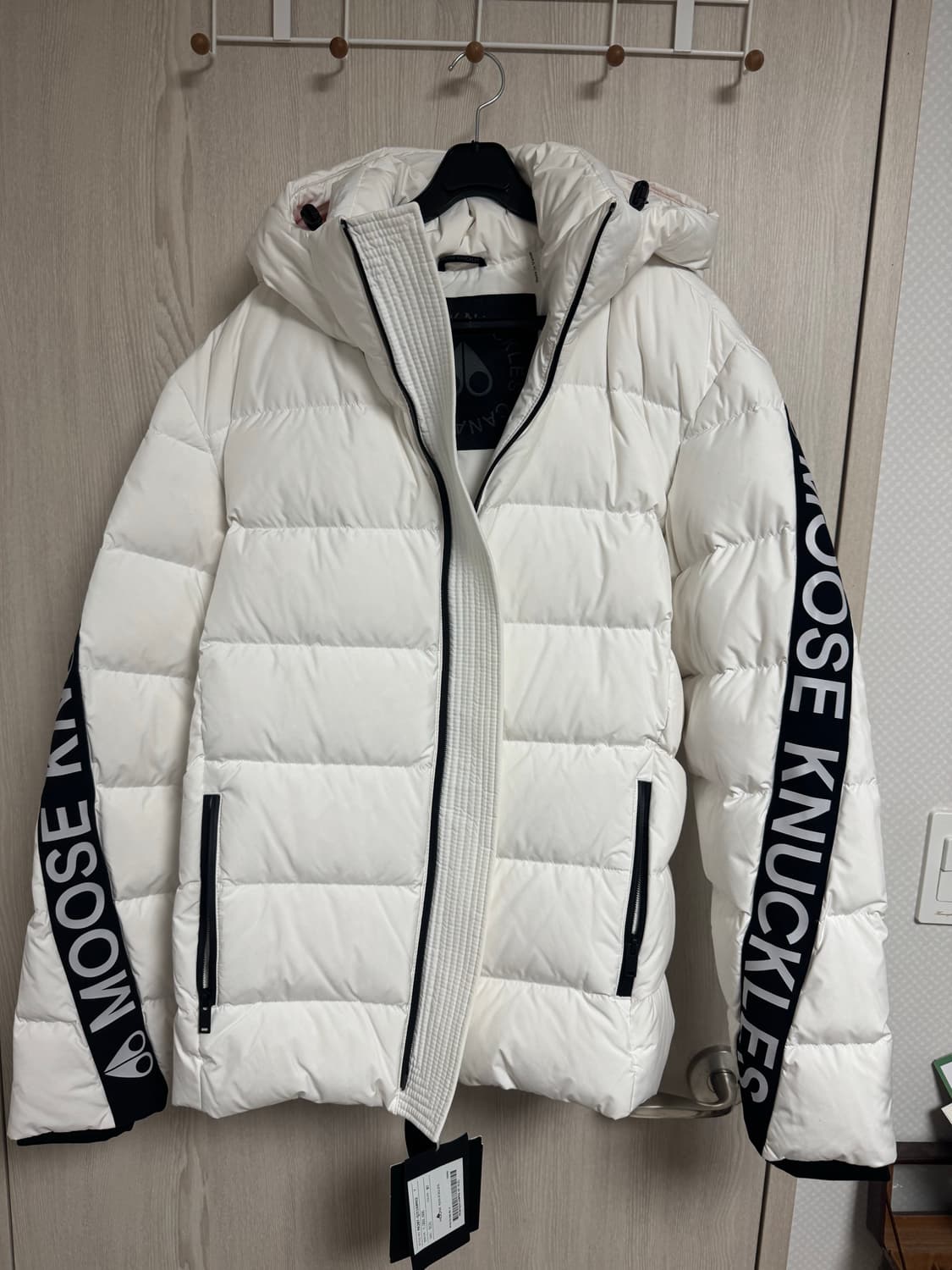 무스너클 테이크 플라이트 화이트 상품이미지1