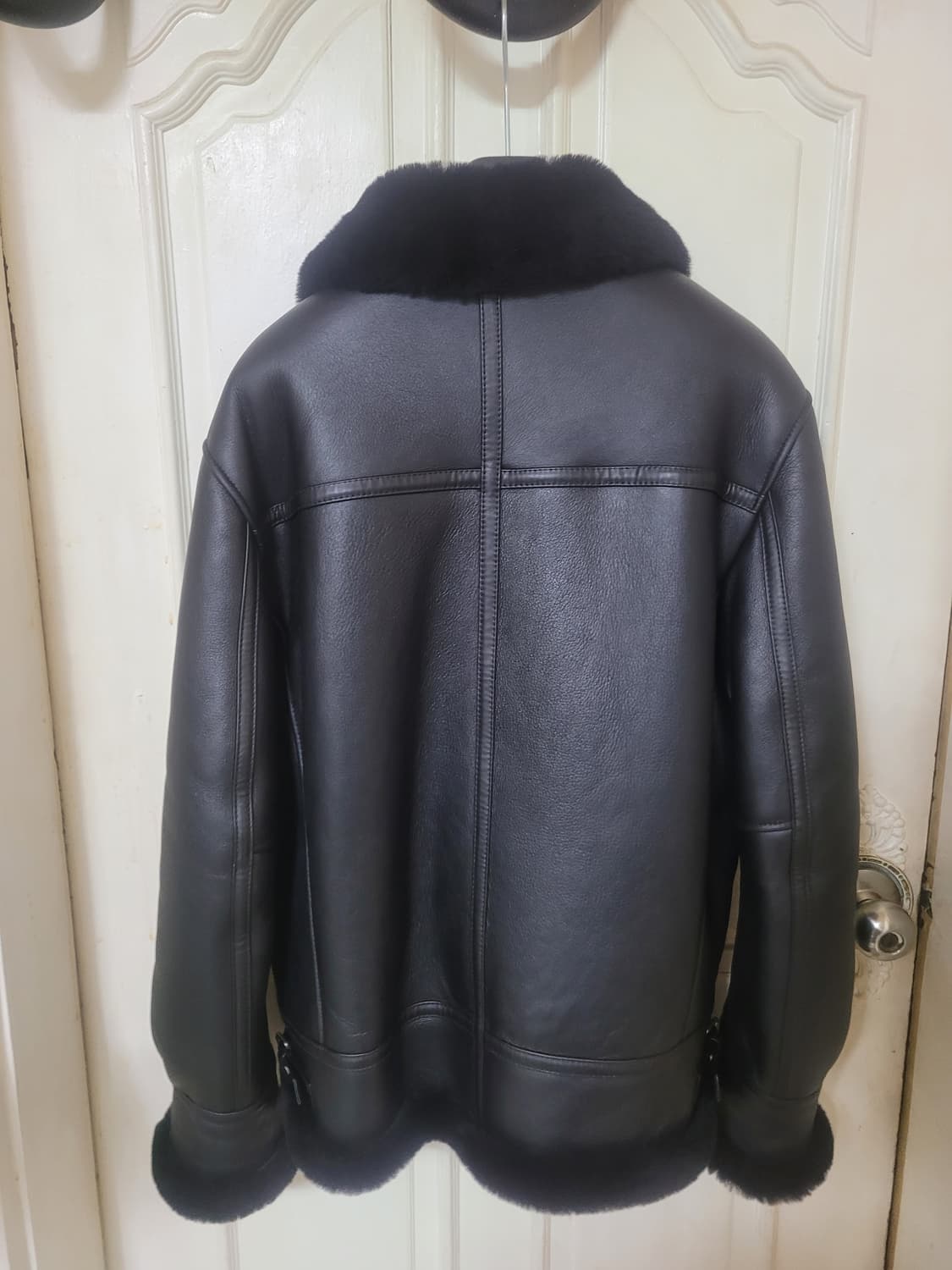 스페로네 b3 리얼 무스탕 블랙 XL 새상품 팝니다. 상품이미지2