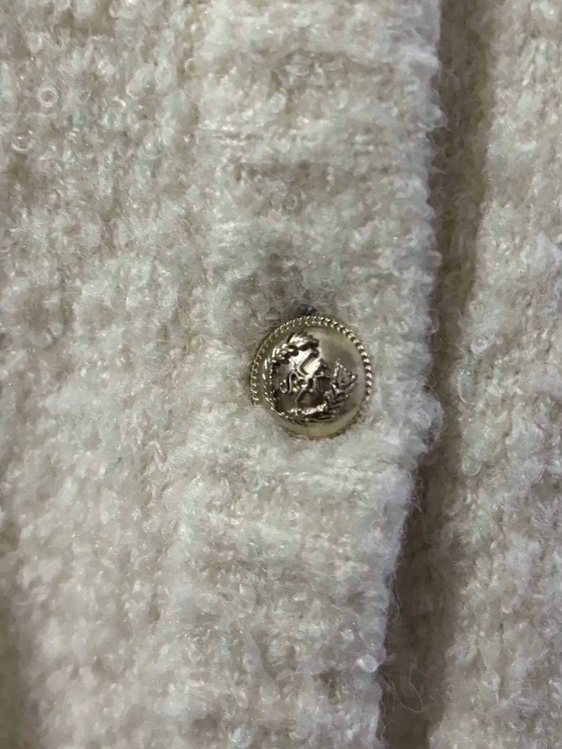 룩캐스트 Lookast 아이보리 부클 가디건 상품이미지6