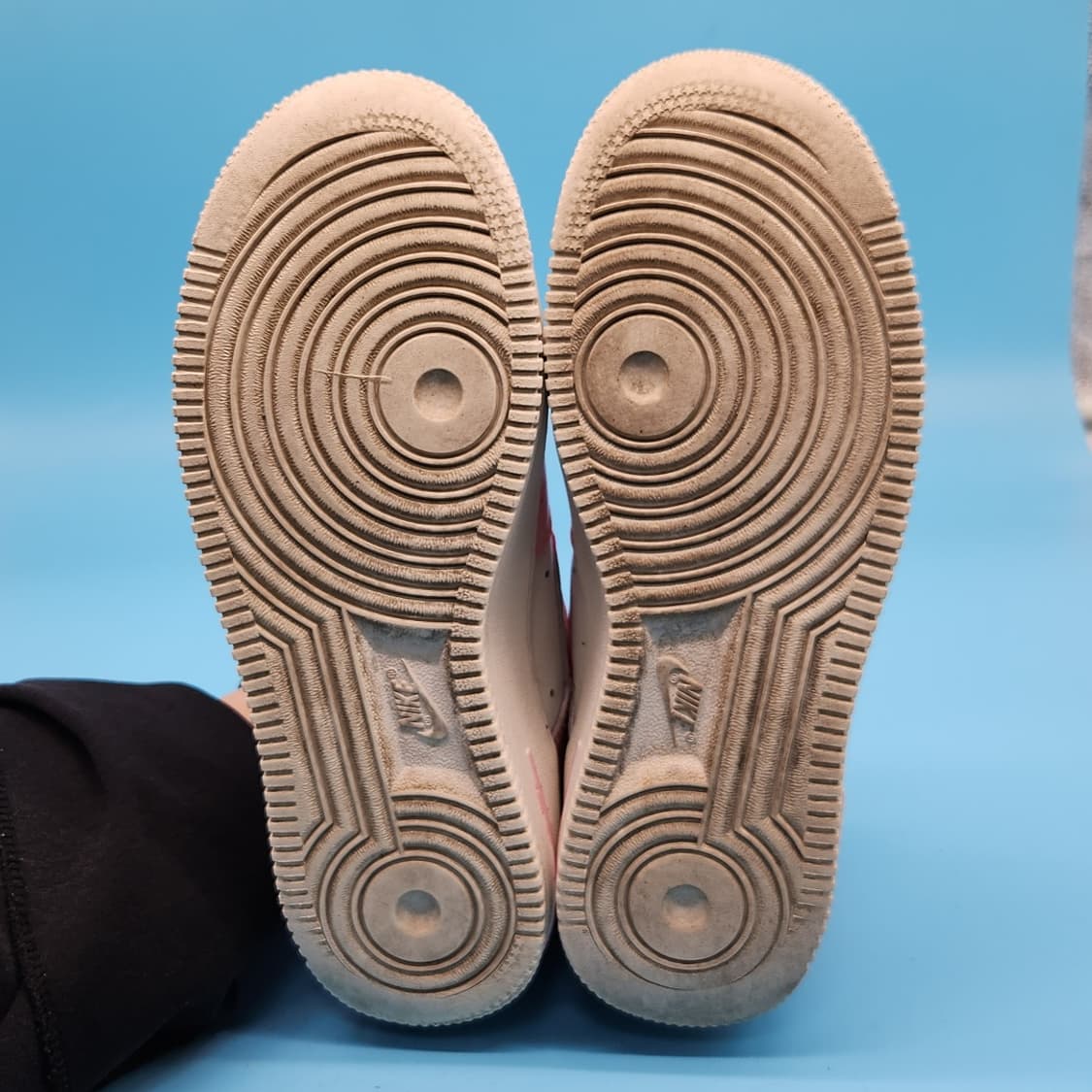 ooo 나이키 에어포스1 핑크 여성운동화230  상품이미지3