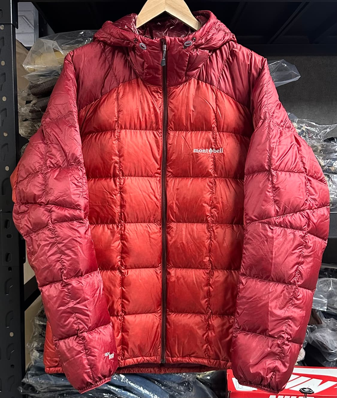 몽벨 슈페리어 다운 파카 레드XL 팝니다.  상품이미지1