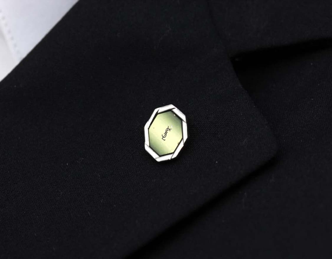 입생로랑 B+등급 남자 명품 뱃지 핀 포인트 빈티지 상품이미지8