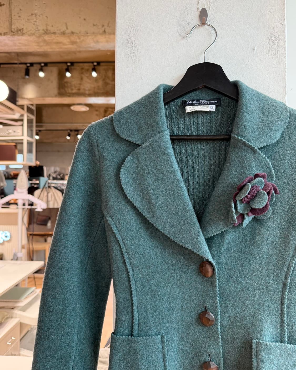 페라가모 그린블루 플라워 패치 3b 울 자켓  상품이미지4