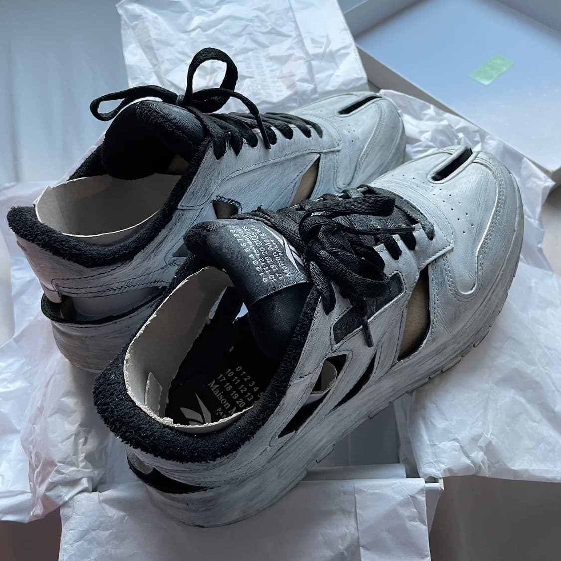 리복 마르지엘라 레더 타비 비앙케토  상품이미지2